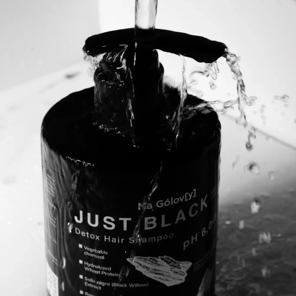 Детокс-шампунь для волосся JUST BLACK